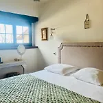 فندق مبيت وإفطار La Hurre